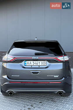 Внедорожник / Кроссовер Ford Edge 2017 в 
