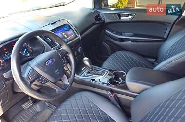 Внедорожник / Кроссовер Ford Edge 2016 в 