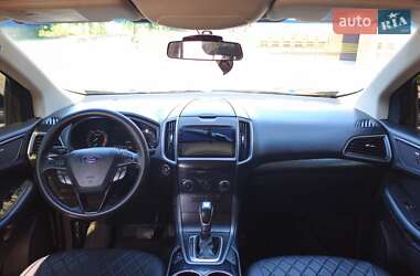 Внедорожник / Кроссовер Ford Edge 2016 в 
