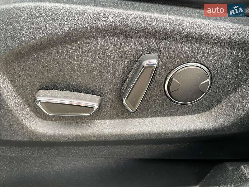 Внедорожник / Кроссовер Ford Edge 2019 в Киеве фото 27 Внедорожник / Кроссовер Ford Edge 2019 в Киеве