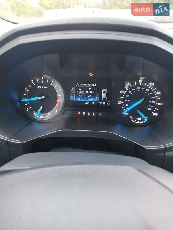 Позашляховик / Кросовер Ford Edge 2015 в Полтаві фото 8 Позашляховик / Кросовер Ford Edge 2015 в Полтаві