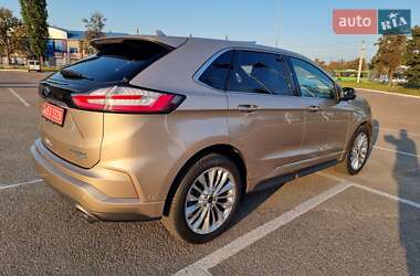 Внедорожник / Кроссовер Ford Edge 2020 в 