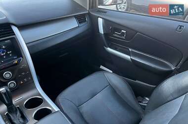 Внедорожник / Кроссовер Ford Edge 2012 в 