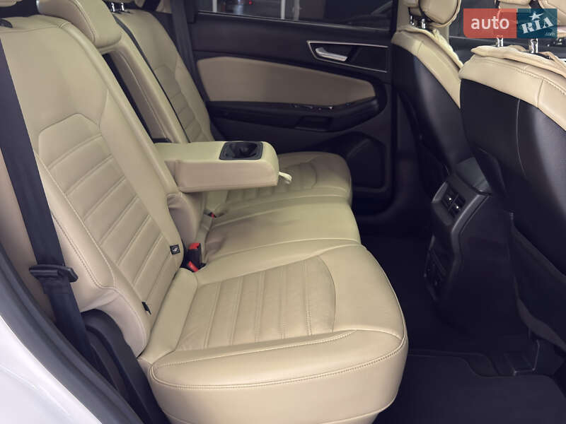Позашляховик / Кросовер Ford Edge 2015 в Миколаєві