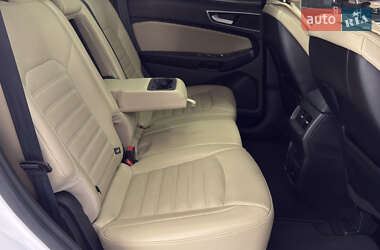 Внедорожник / Кроссовер Ford Edge 2015 в 