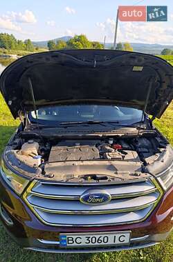 Внедорожник / Кроссовер Ford Edge 2018 в 