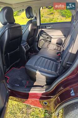 Внедорожник / Кроссовер Ford Edge 2018 в 