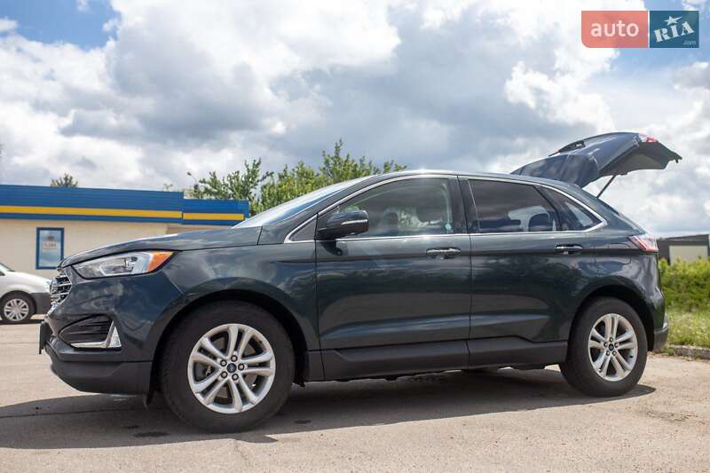 Позашляховик / Кросовер Ford Edge 2018 в Умані