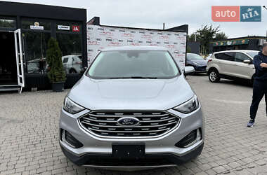 Позашляховик / Кросовер Ford Edge 2022 в 