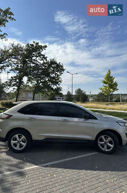 Внедорожник / Кроссовер Ford Edge 2017 в 