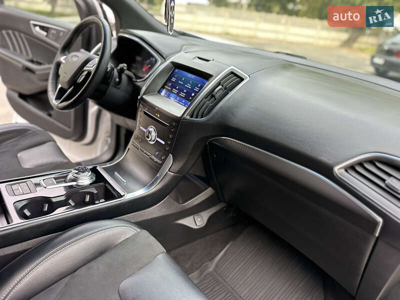 Позашляховик / Кросовер Ford Edge 2019 в Києві