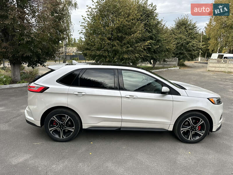 Позашляховик / Кросовер Ford Edge 2019 в Києві