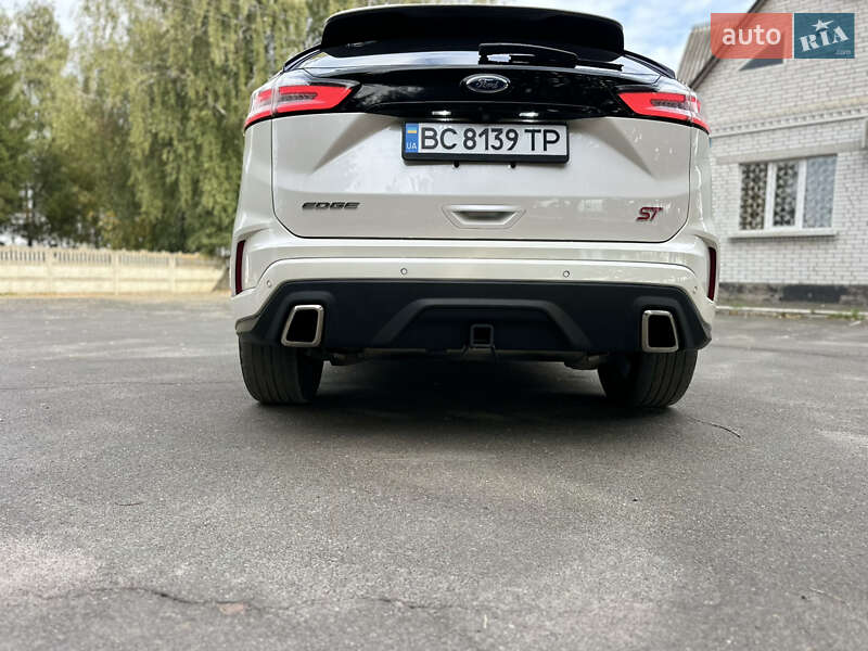 Позашляховик / Кросовер Ford Edge 2019 в Києві