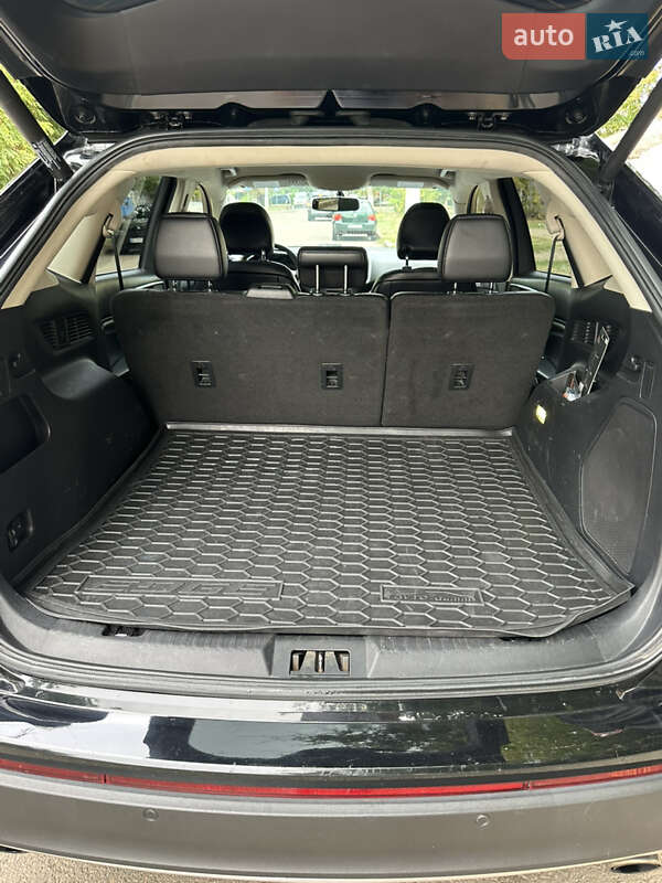 Внедорожник / Кроссовер Ford Edge 2016 в Николаеве