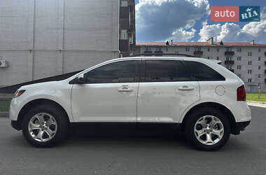 Позашляховик / Кросовер Ford Edge 2014 в 