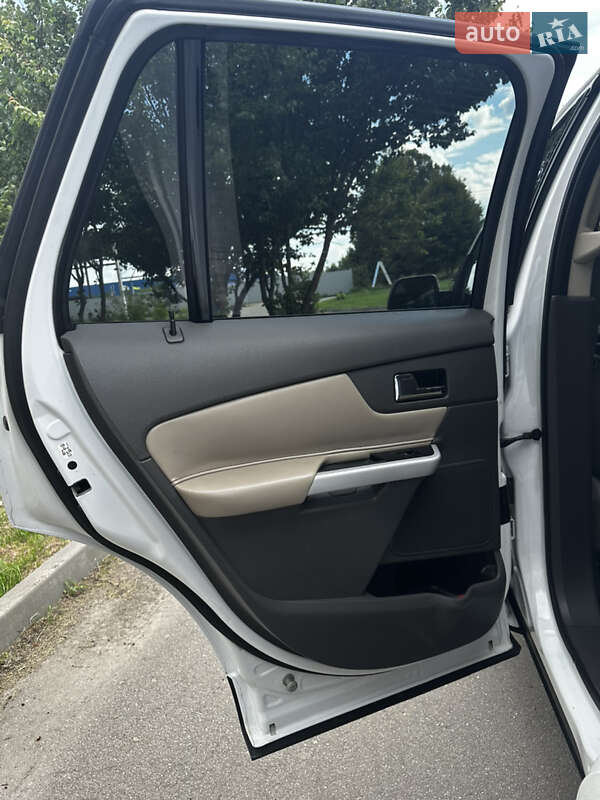 Внедорожник / Кроссовер Ford Edge 2014 в Богуславе