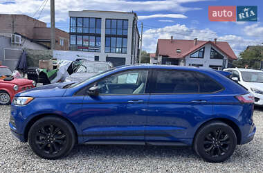 Позашляховик / Кросовер Ford Edge 2022 в 