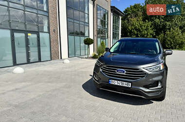 Позашляховик / Кросовер Ford Edge 2020 в 