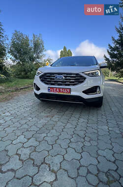 Внедорожник / Кроссовер Ford Edge 2020 в 