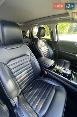 Внедорожник / Кроссовер Ford Edge 2020 в 