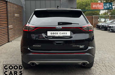 Позашляховик / Кросовер Ford Edge 2016 в 