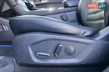 Внедорожник / Кроссовер Ford Edge 2018 в 