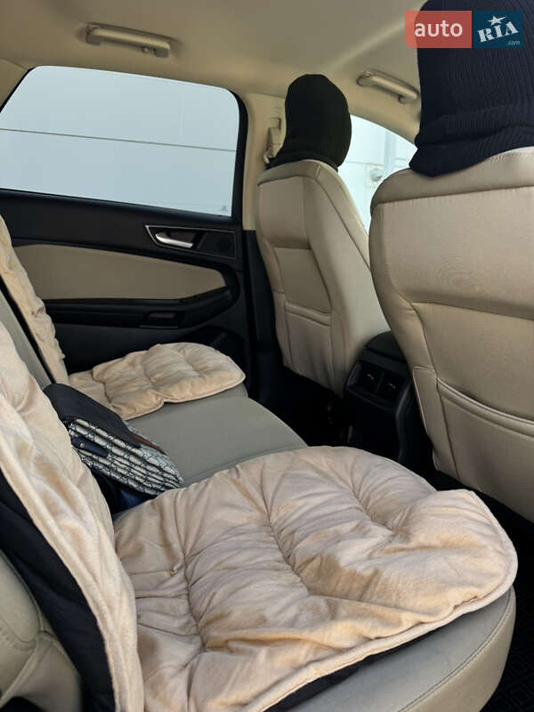 Внедорожник / Кроссовер Ford Edge 2019 в Киеве
