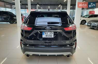 Позашляховик / Кросовер Ford Edge 2019 в 
