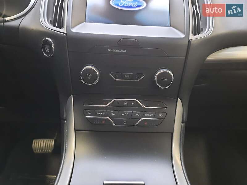 Внедорожник / Кроссовер Ford Edge 2019 в Хмельницком