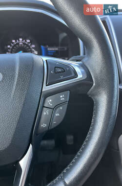 Внедорожник / Кроссовер Ford Edge 2021 в 