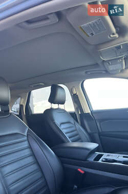 Внедорожник / Кроссовер Ford Edge 2021 в 