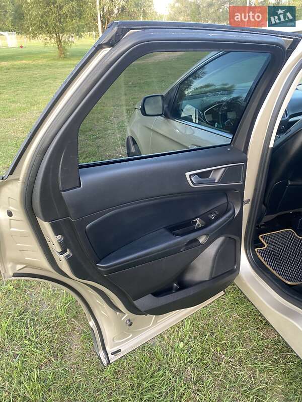 Внедорожник / Кроссовер Ford Edge 2017 в Тернополе