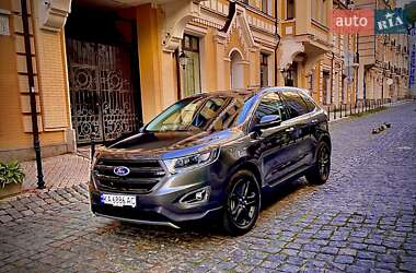 Внедорожник / Кроссовер Ford Edge 2017 в 