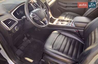 Позашляховик / Кросовер Ford Edge 2021 в 