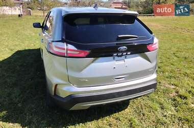 Позашляховик / Кросовер Ford Edge 2021 в 