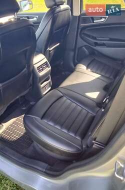 Позашляховик / Кросовер Ford Edge 2021 в 