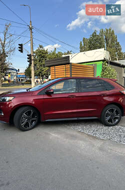 Внедорожник / Кроссовер Ford Edge 2019 в 