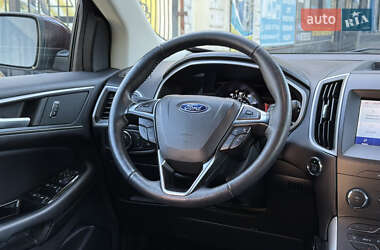 Позашляховик / Кросовер Ford Edge 2020 в 