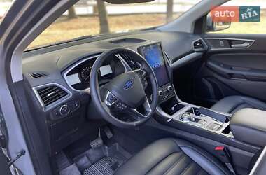 Позашляховик / Кросовер Ford Edge 2021 в 