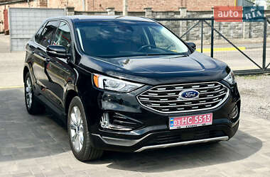 Внедорожник / Кроссовер Ford Edge 2021 в 
