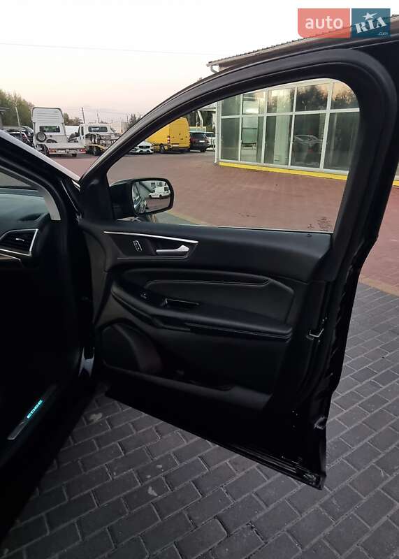 Внедорожник / Кроссовер Ford Edge 2016 в Ровно