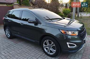Позашляховик / Кросовер Ford Edge 2015 в 
