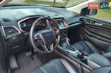 Позашляховик / Кросовер Ford Edge 2015 в 