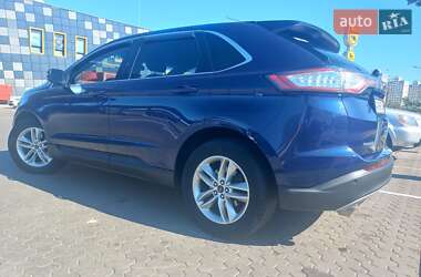 Внедорожник / Кроссовер Ford Edge 2016 в 