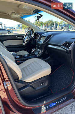 Внедорожник / Кроссовер Ford Edge 2015 в 