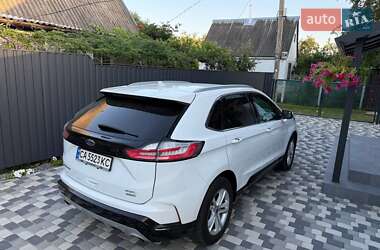 Позашляховик / Кросовер Ford Edge 2020 в 