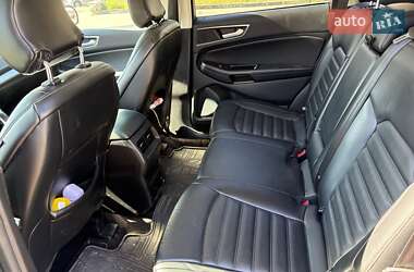 Внедорожник / Кроссовер Ford Edge 2016 в 