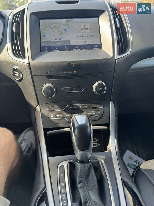 Позашляховик / Кросовер Ford Edge 2016 в Києві