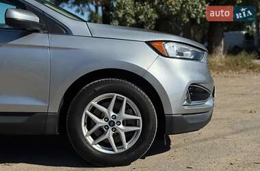 Внедорожник / Кроссовер Ford Edge 2021 в 
