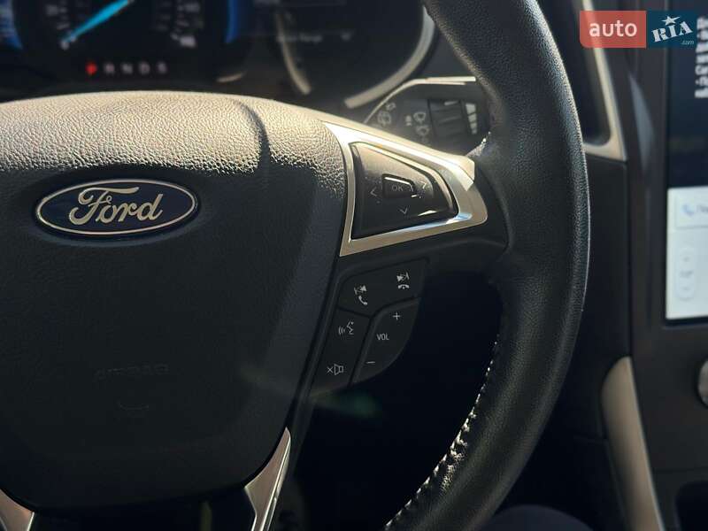 Позашляховик / Кросовер Ford Edge 2021 в Києві